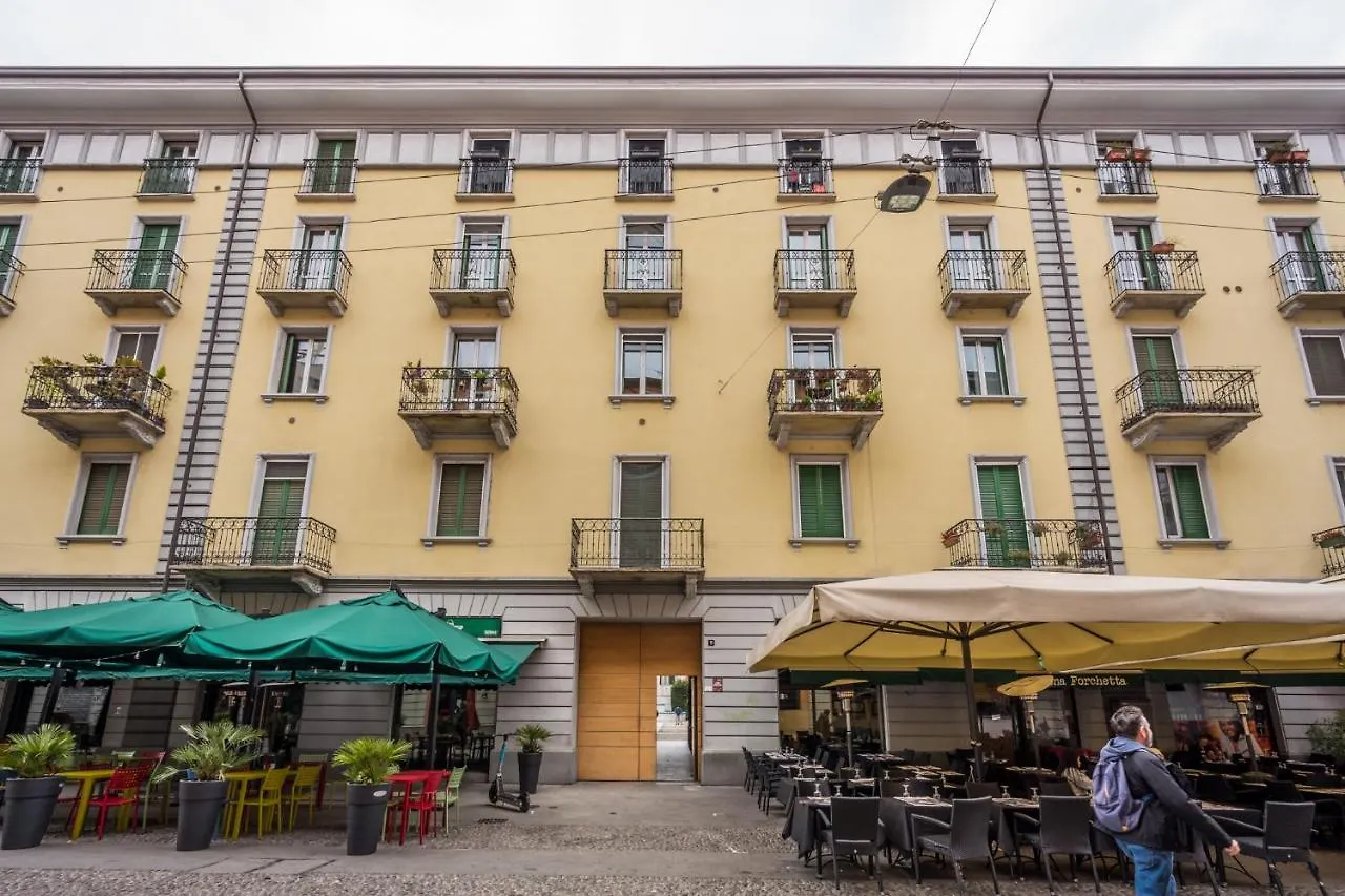 The Orange Attic - Navigli Area Apartment Milan